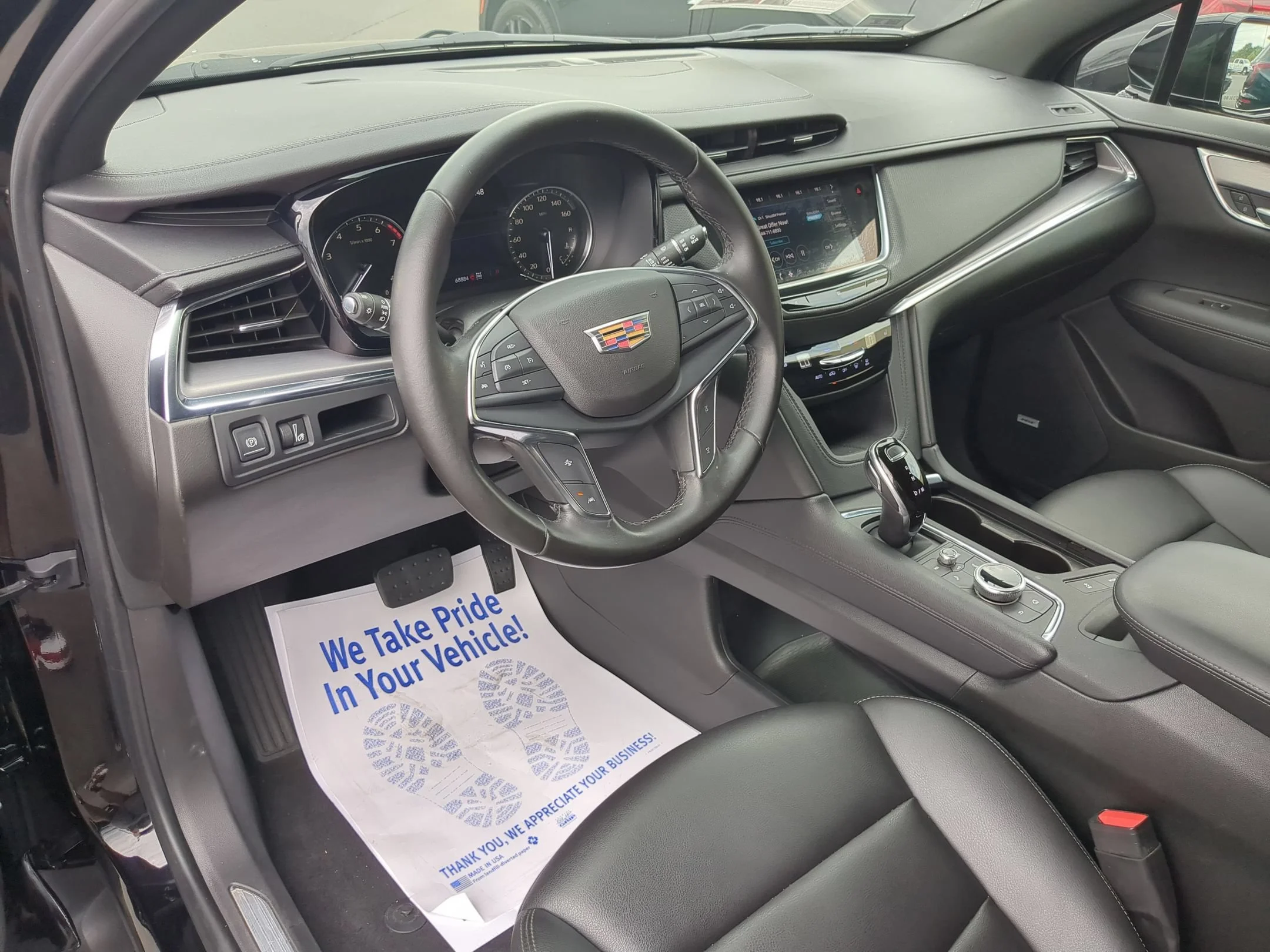 Used 2021 Stellar Black Metallic Cadillac AWD Luxury image 9