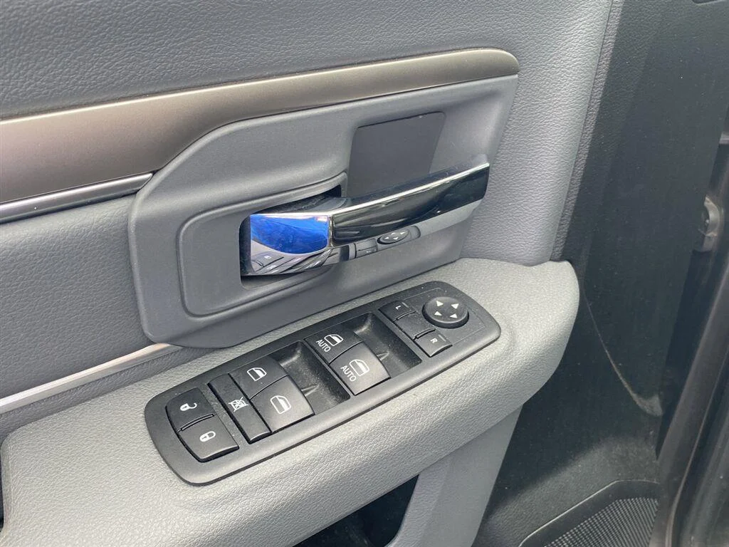 Used 2019 Granite Crystal Metallic Clearcoat Ram Warlock image 16
