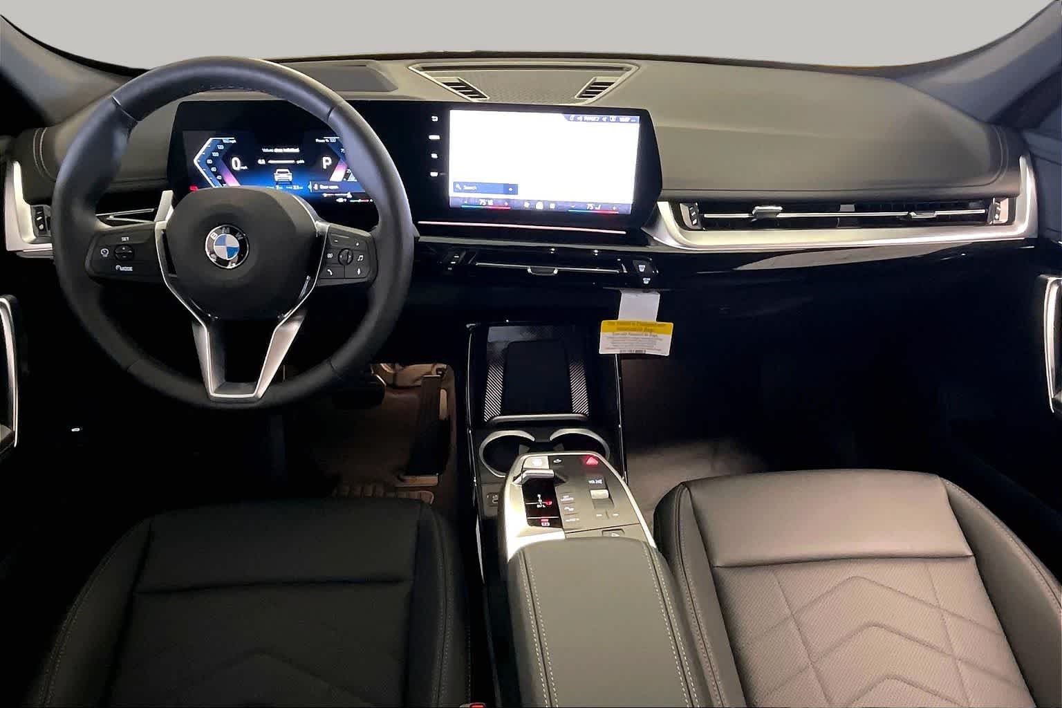 New 2026 Space Silver Metallic BMW xDrive28i image 5