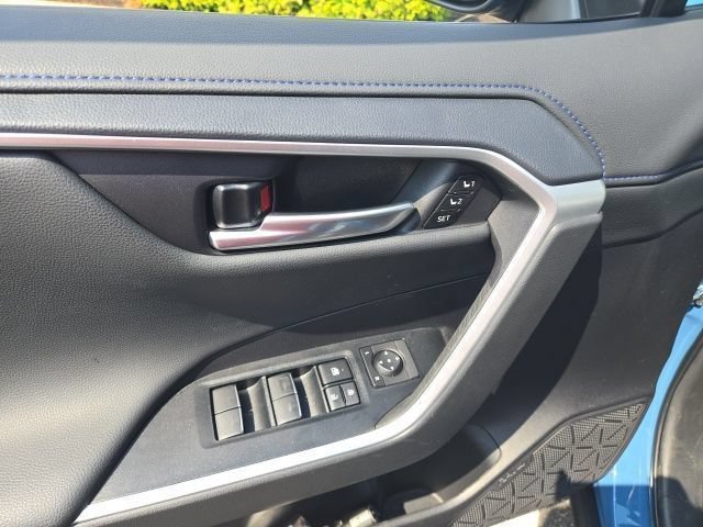 Used 2025 Cavalry Blue/Midnight Black Metallic Toyota Hybrid XSE image 3