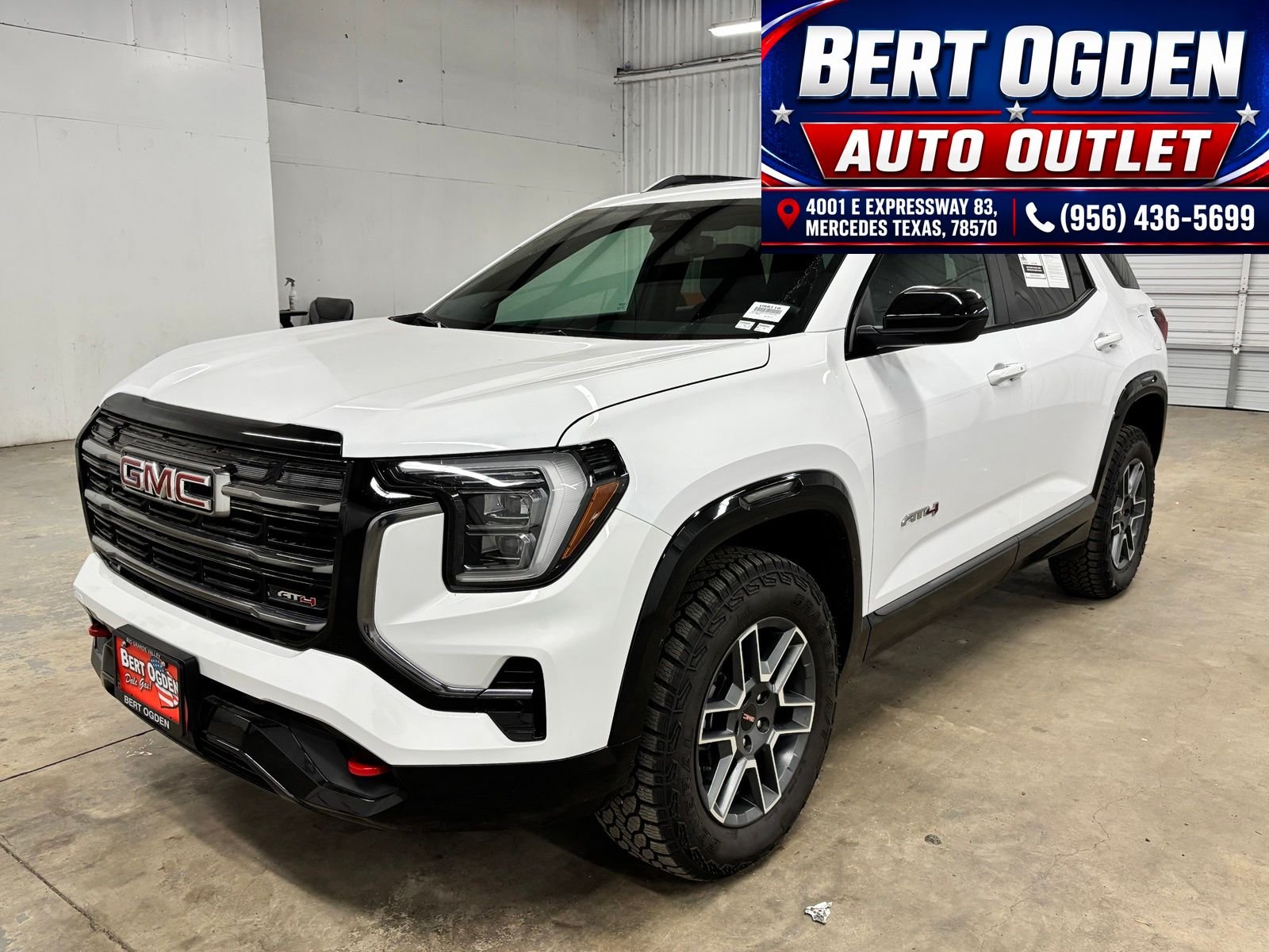 Used 2026 White GMC AT4 image 3