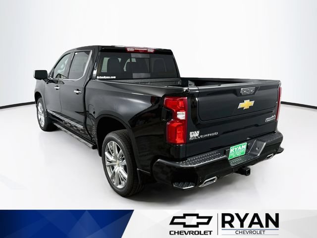 New 2026 Black Chevrolet High Country image 5