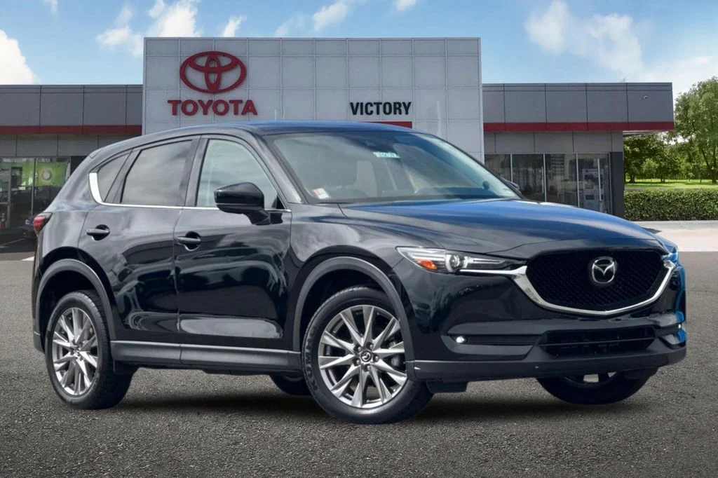 Used 2019 Black Mazda Grand Touring image 2
