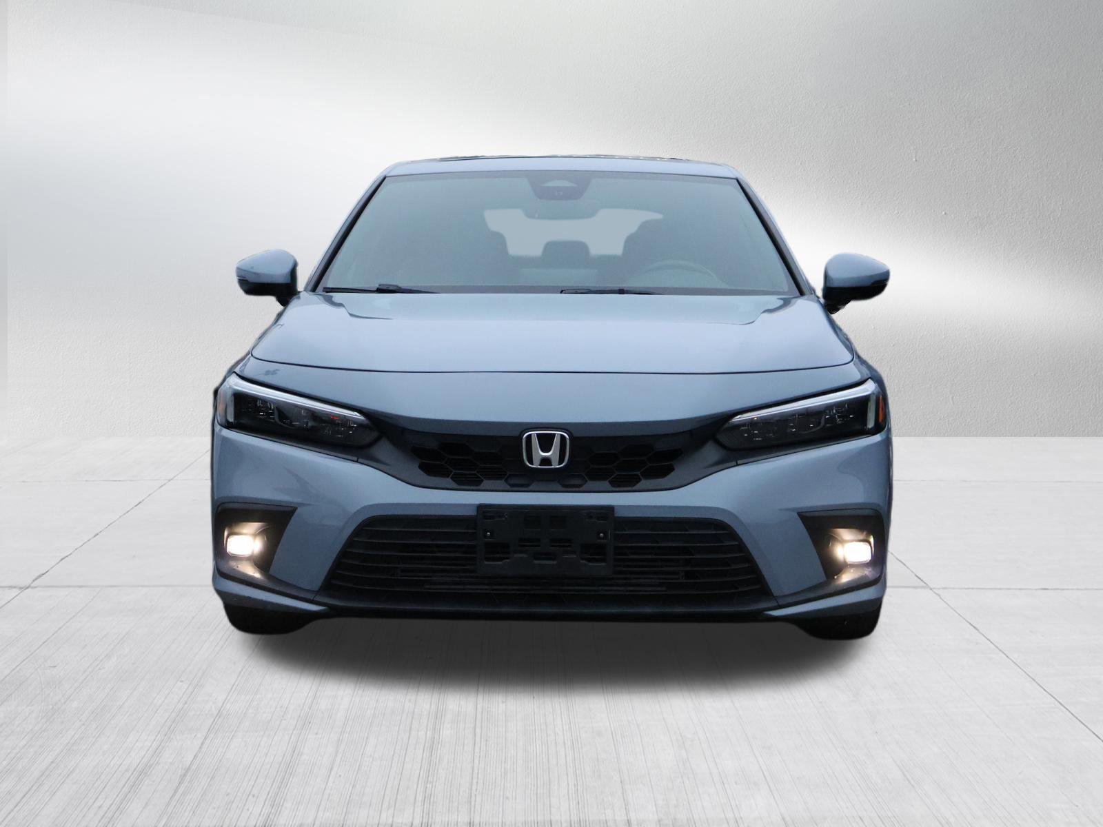 Used 2022 Honda Civic Hatchback Sport Touring with VIN 19XFL1H86NE009592 for sale in Kansas City