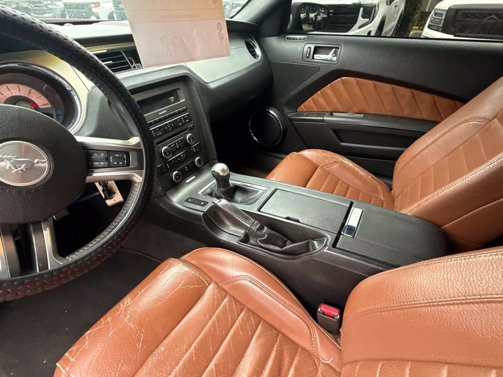 Used 2012 Red Ford V6 Premium image 15
