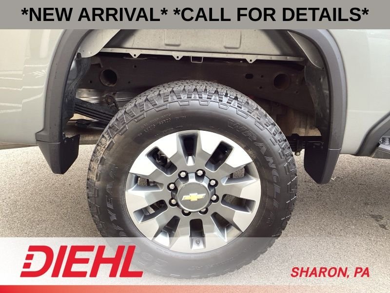 Used 2024 Gray Chevrolet Custom image 11
