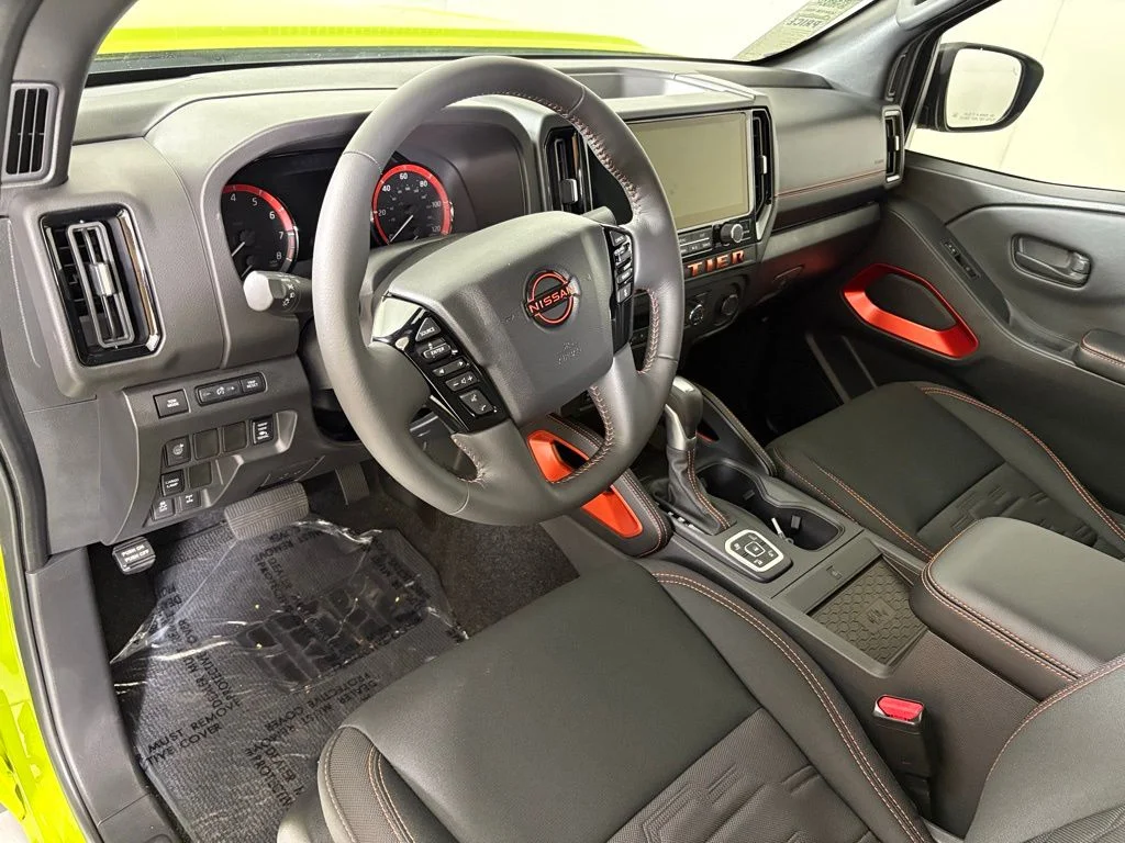 2026 Nissan Frontier PRO-4X - Photo 17