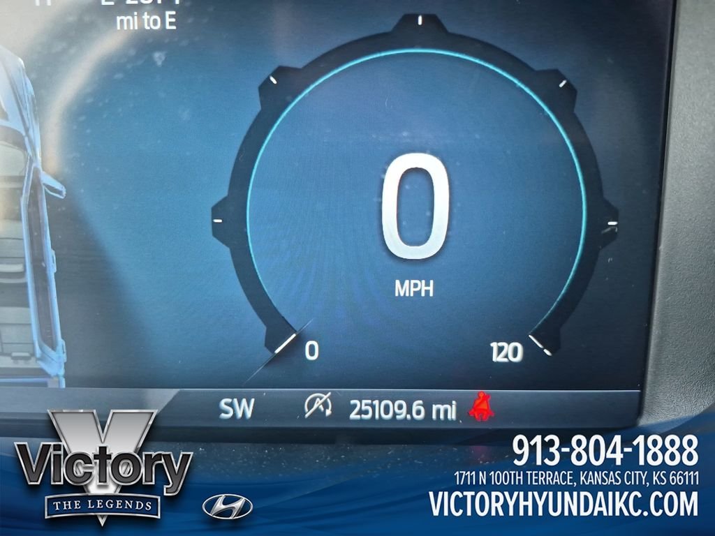 Used 2025 White Ford XLT image 16