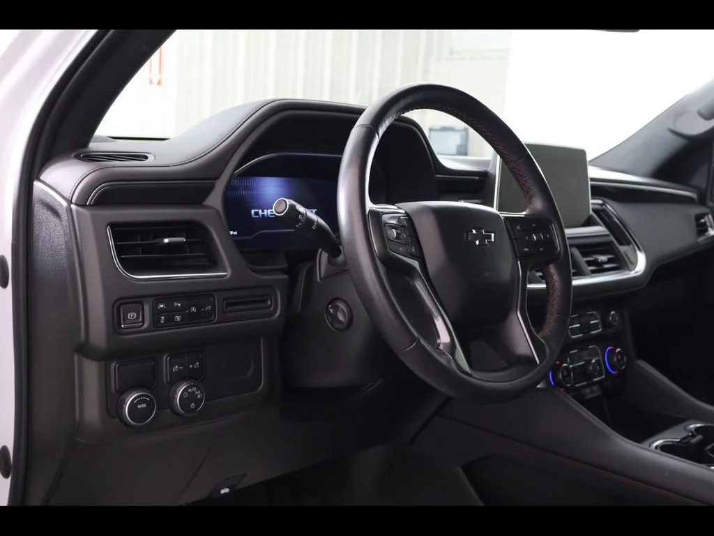Used 2022 White Chevrolet RST image 12