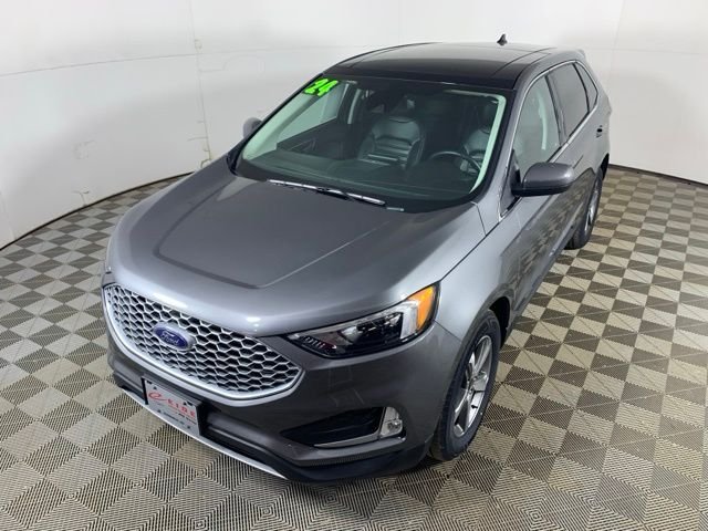 Used 2024 Gray Ford SEL image 18