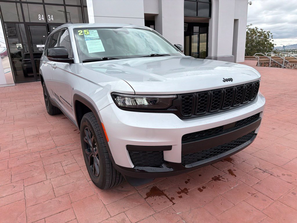 Used 2025 Silver Jeep Altitude X image 11