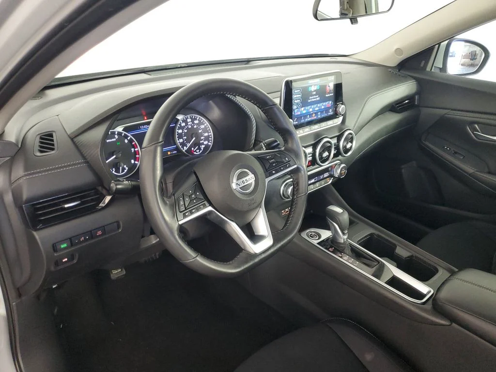 Used 2021 Silver Nissan SV image 10