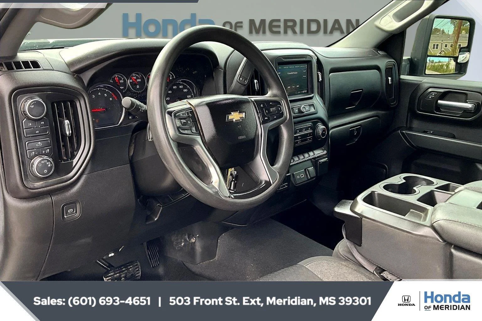 Used 2023 Summit White Chevrolet Custom image 12