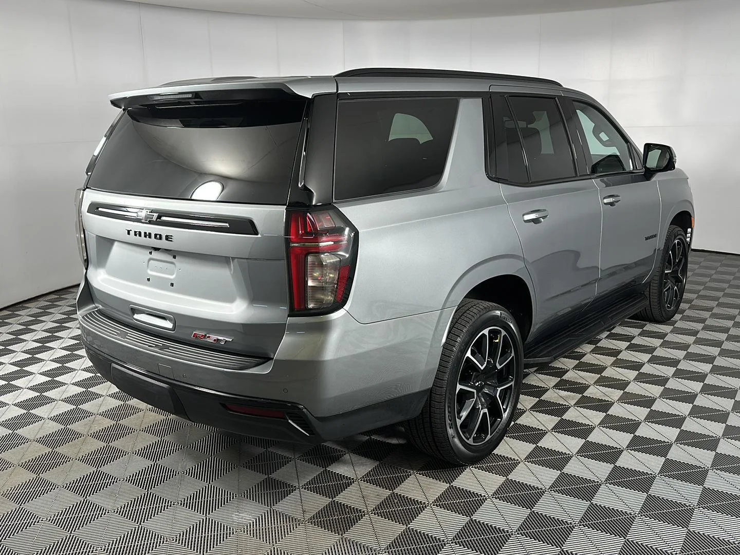 Used 2023 Sterling Gray Metallic Chevrolet RST image 9