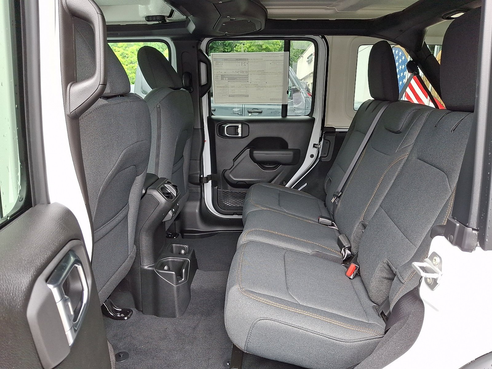 New 2026 Bright White Clear-Coat Exterior Paint Jeep Sport S image 6