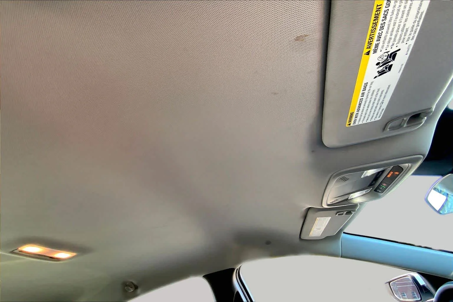 Used 2024 Summit White Chevrolet LT image 14