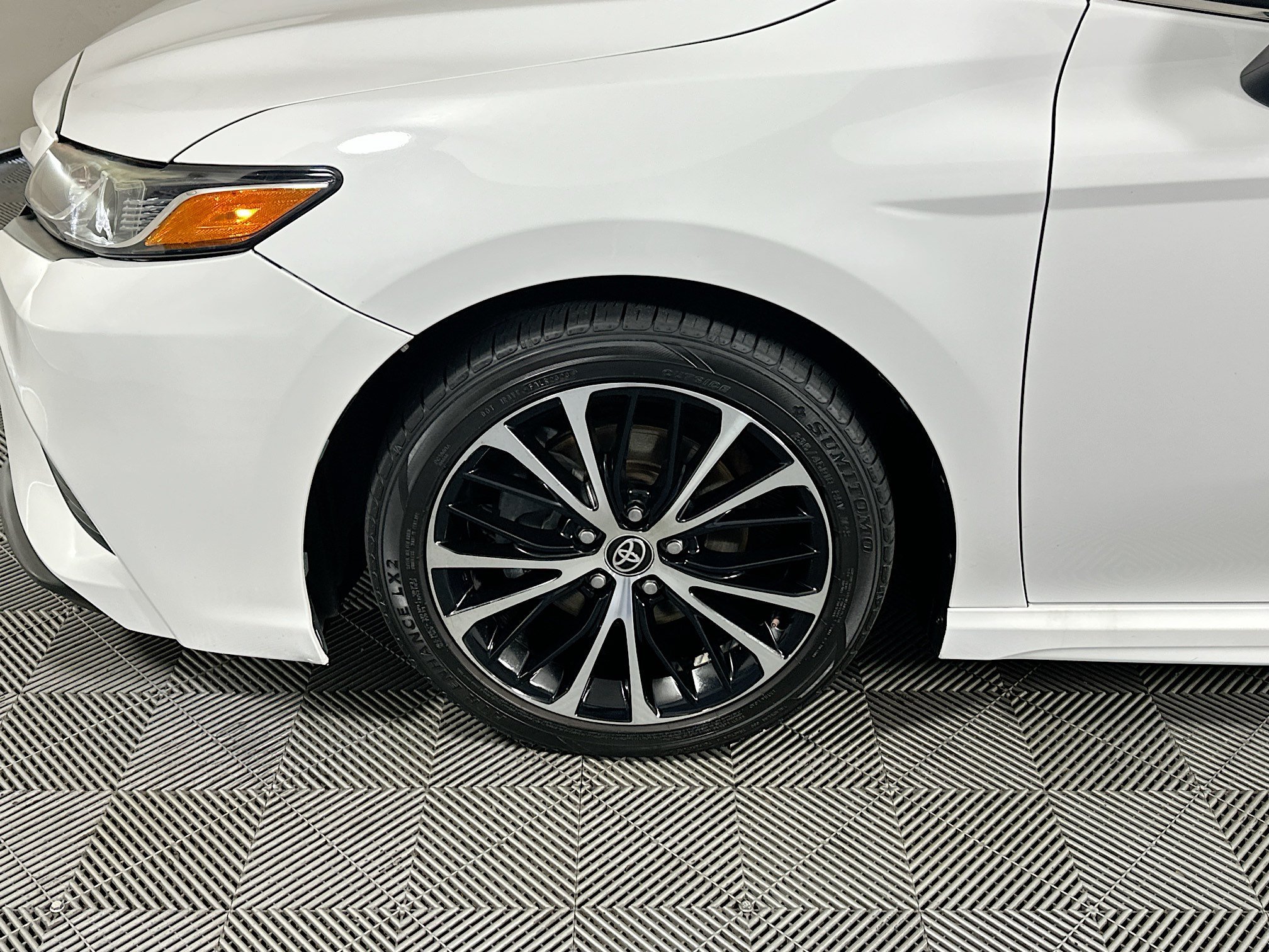 Used 2020 Super White Toyota SE image 11