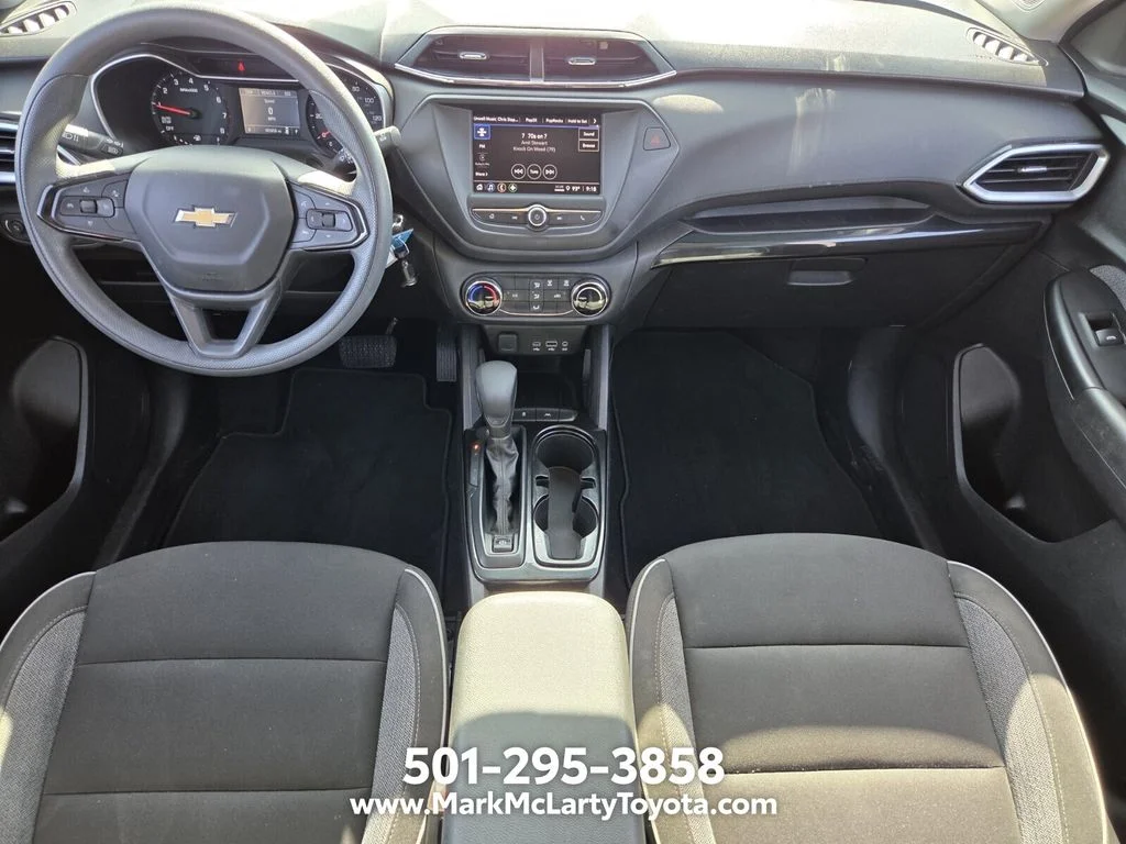 Used 2022 Red Chevrolet LS image 12