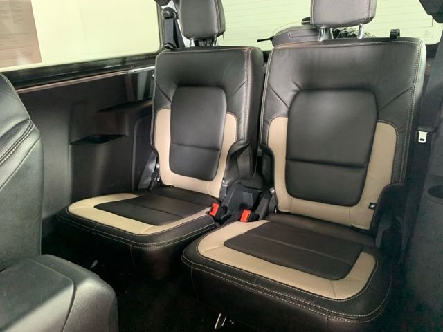 Used 2023 White Ford Wildtrak image 7