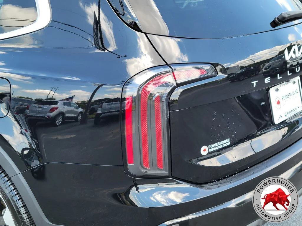 Used 2023 Black Kia SX-Prestige image 13