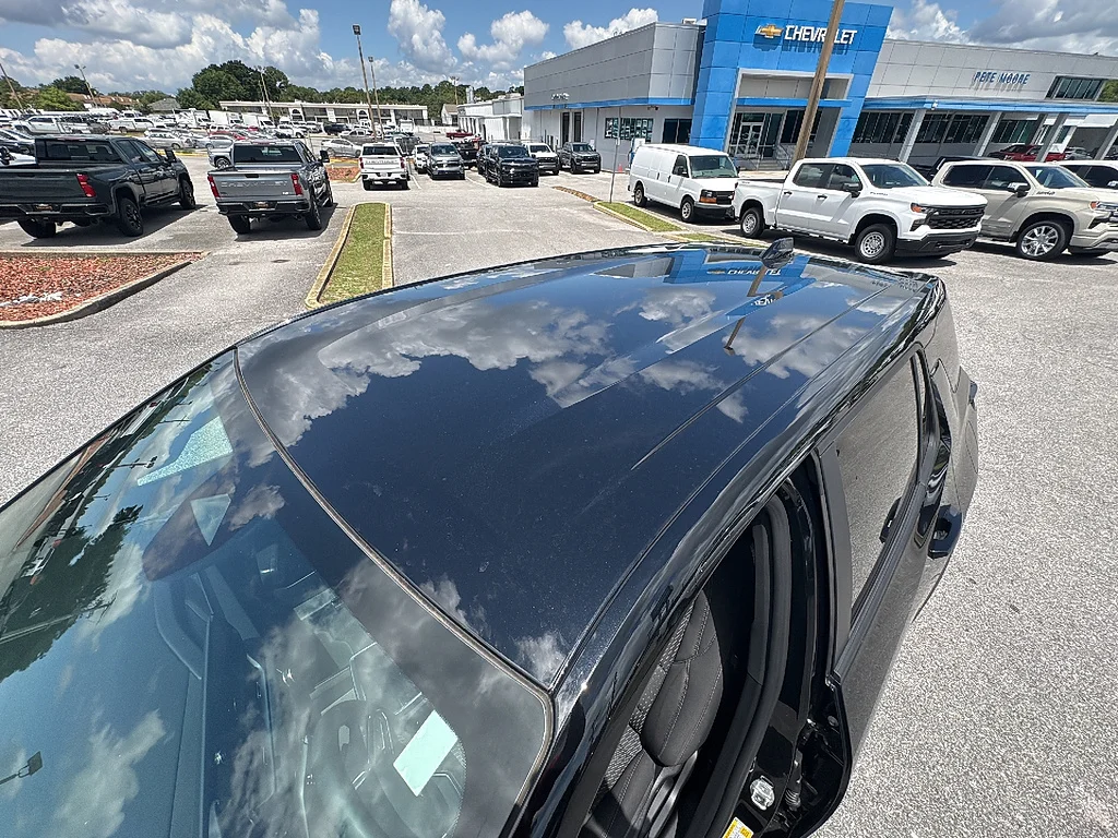Used 2025 Mosaic Black Metallic Chevrolet  image 13