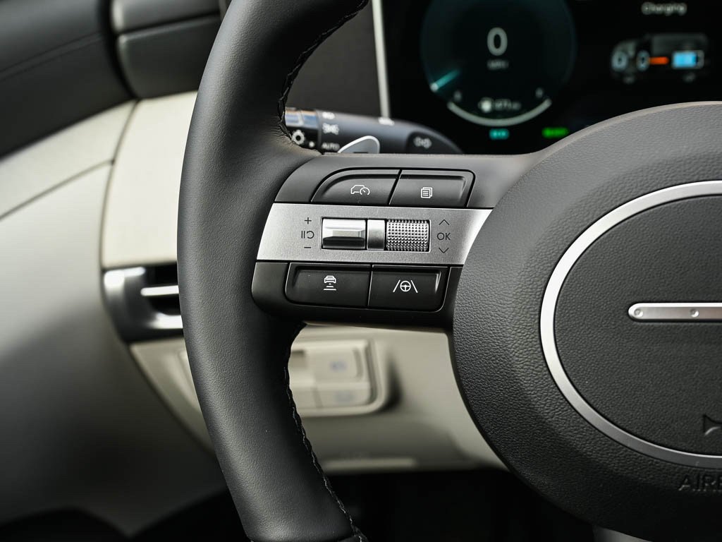 New 2026 Ash Black Hyundai SEL Convenience AWD image 21