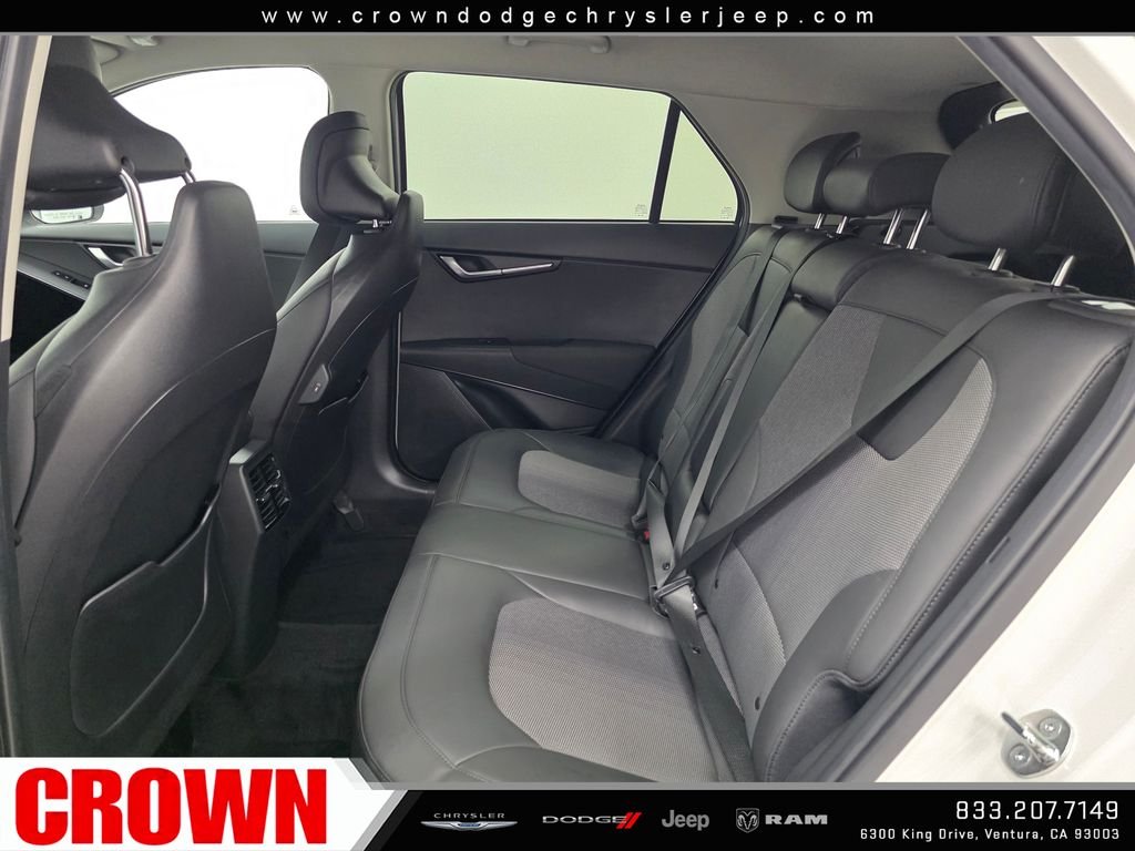 Used 2023 White Kia EX image 18