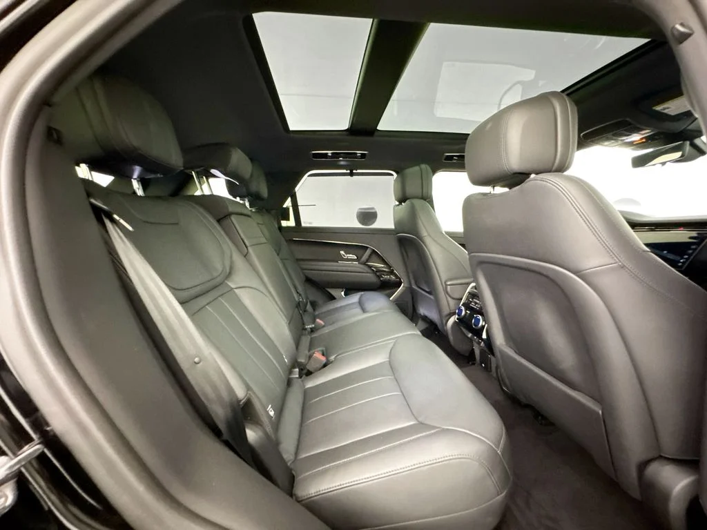 Used 2024 Black Land Rover Dynamic SE image 27