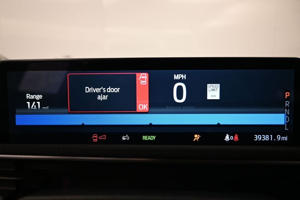 Used 2024 Shadow Black Ford Select image 10
