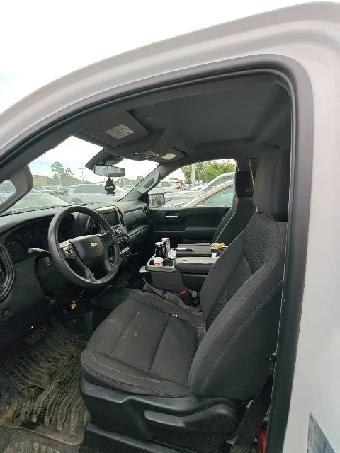 Used 2023 White Chevrolet WT image 10