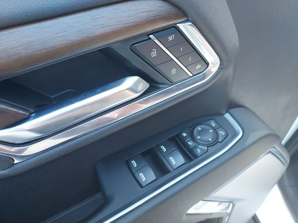 Used 2024 Beige Chevrolet High Country image 19