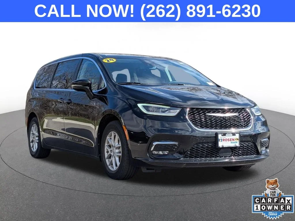 Used 2024 Black Chrysler Touring L image 1