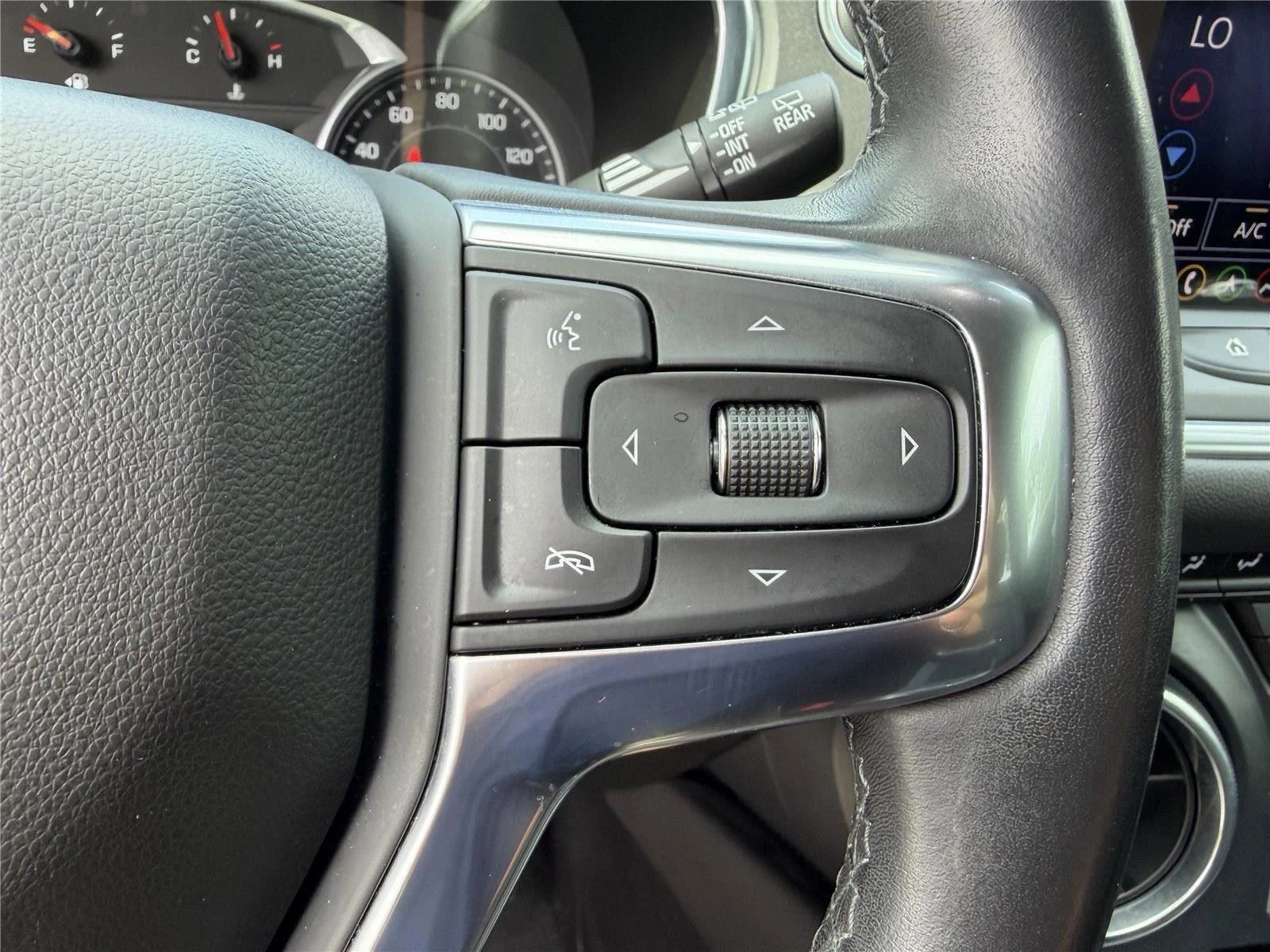Used 2021 Silver Ice Metallic Chevrolet LT image 23