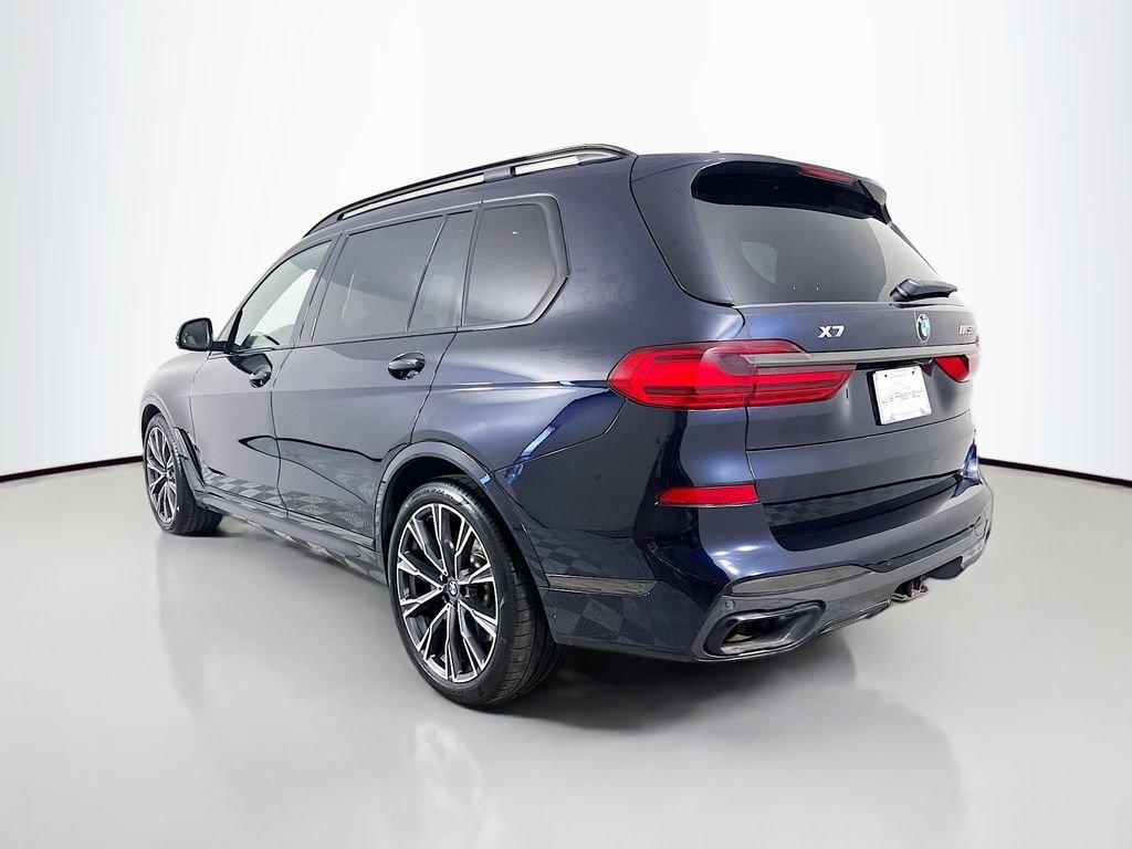 Used 2021 Black BMW M50i image 3