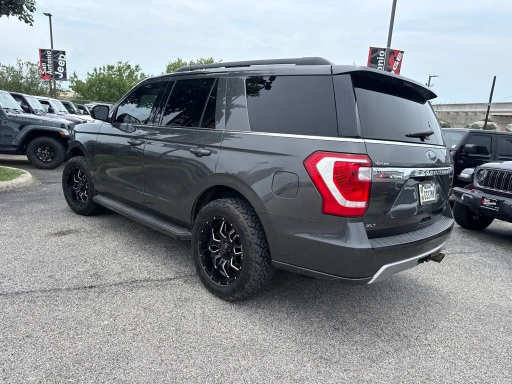 Used 2019 Gray Ford XLT image 13