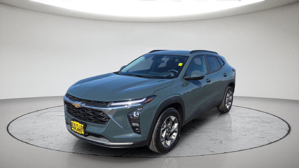 2026 Chevrolet Trax LT - Photo 13