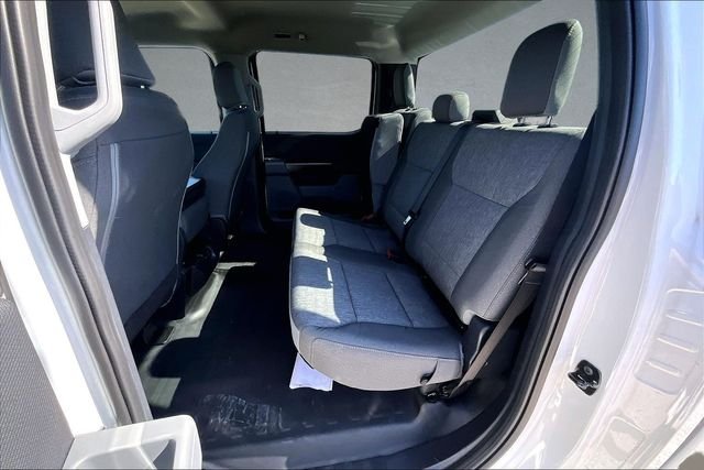 New 2026 Oxford White Ford XL image 9