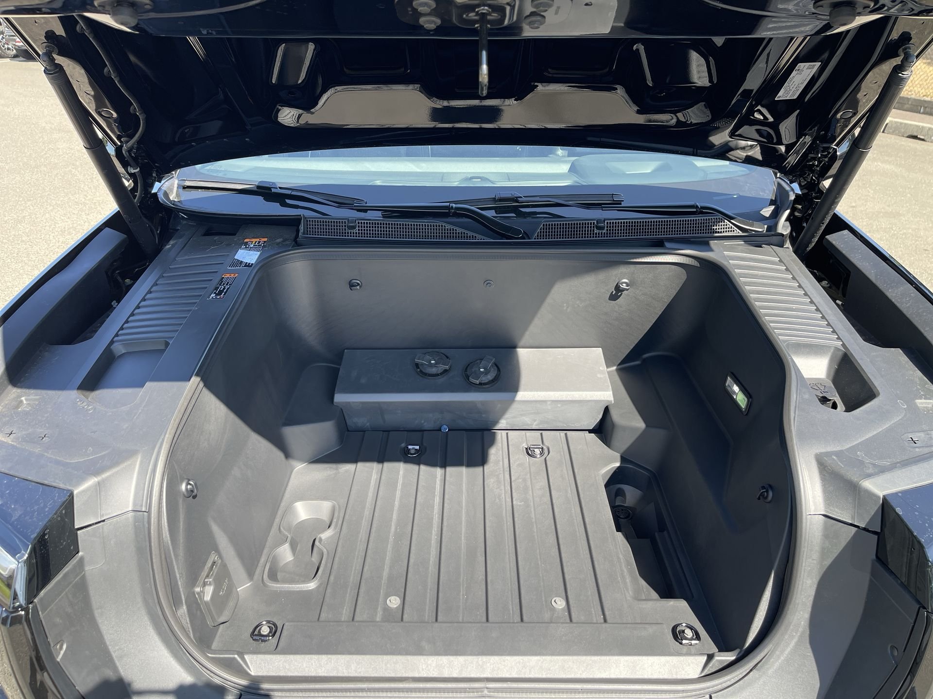 2026 GMC Sierra EV Elevation - Photo 62