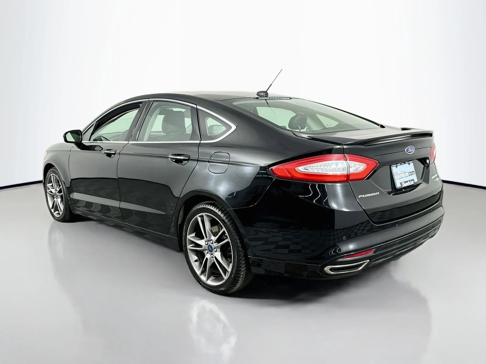 Used 2016 Shadow Black Ford Titanium image 5