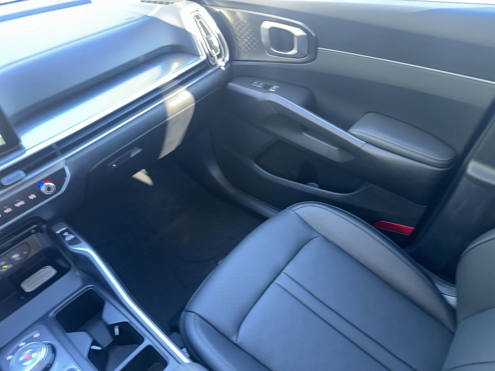 New 2026 Aurora Black Pearl Kia EX image 15