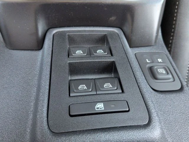 New 2026 Marsh Gray Ford Badlands® image 24