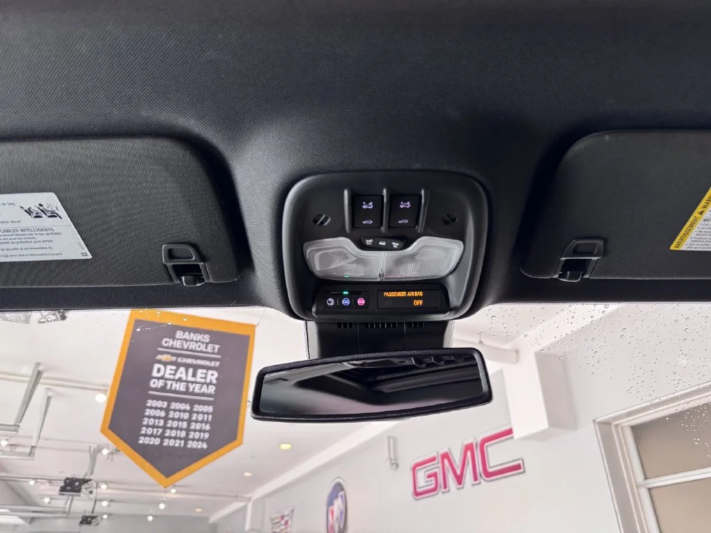 2025 Chevrolet Colorado ZR2 - Photo 25