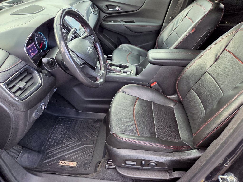 Used 2022 Gray Chevrolet RS image 13