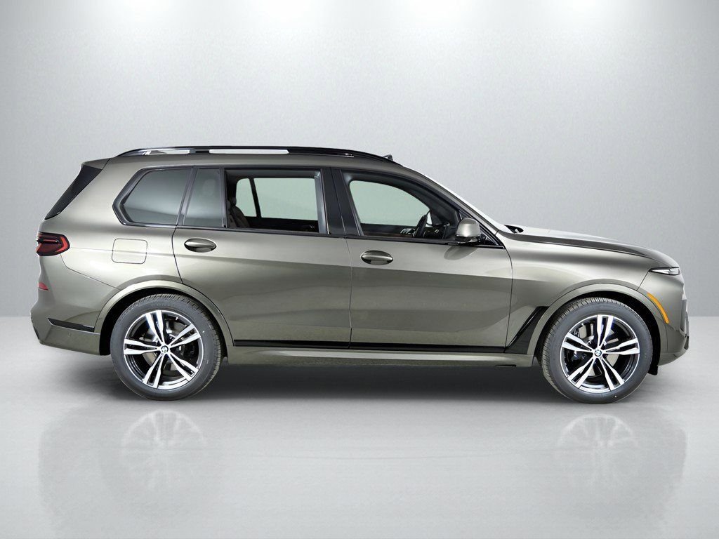 Certified Used 2026 Manhattan Green Metallic BMW xDrive40i image 10