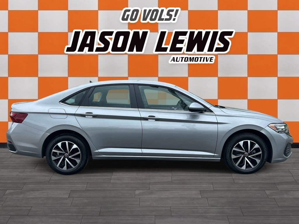 Used 2024 Silver Volkswagen S image 3