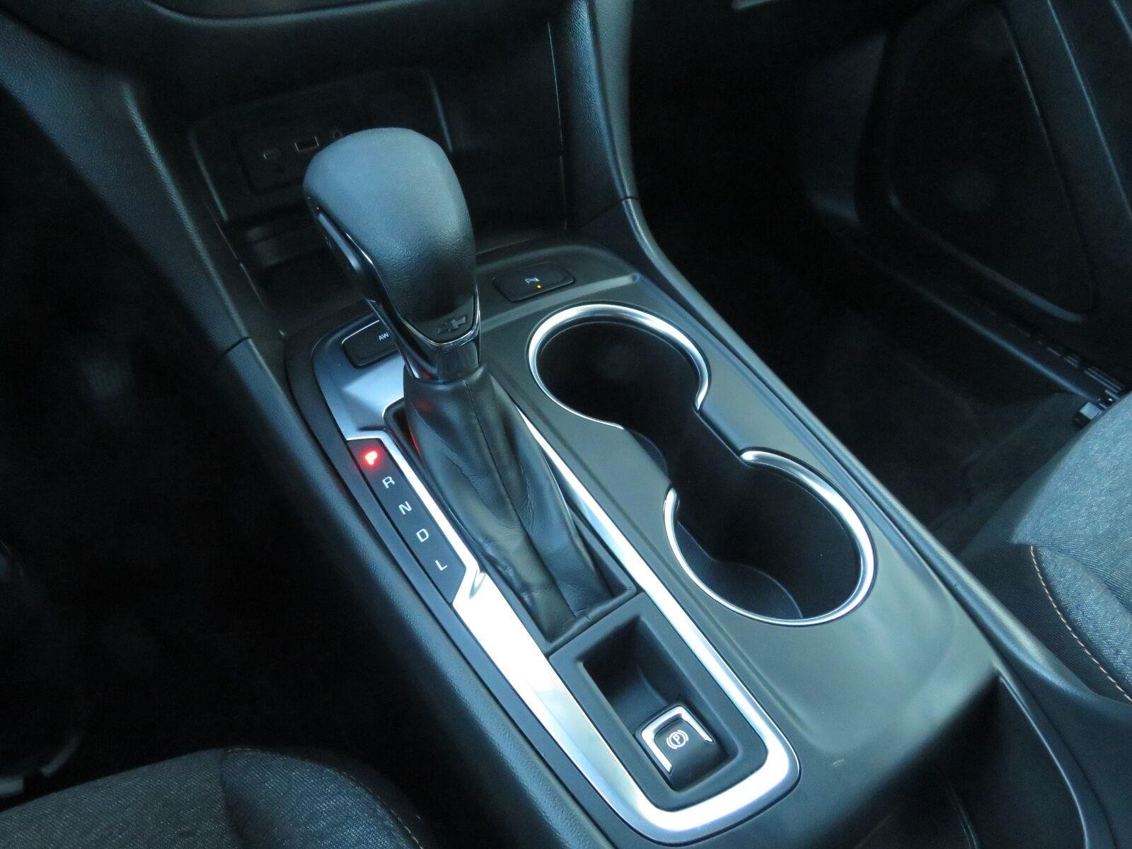 Used 2024 Mosaic Black Metallic Chevrolet LT image 29
