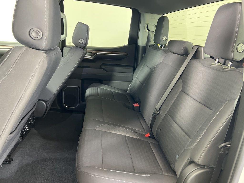 Used 2022 Summit White Chevrolet RST image 20