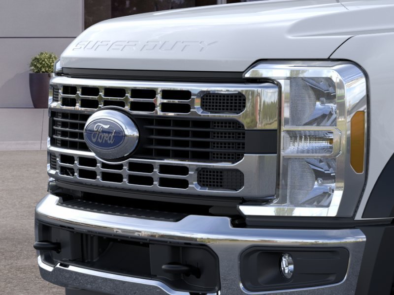 New 2026 White Ford XL image 17