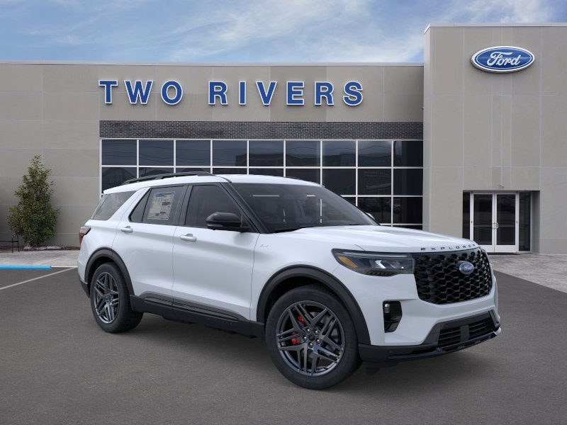 New 2026 Space White Metallic Ford ST-Line image 7