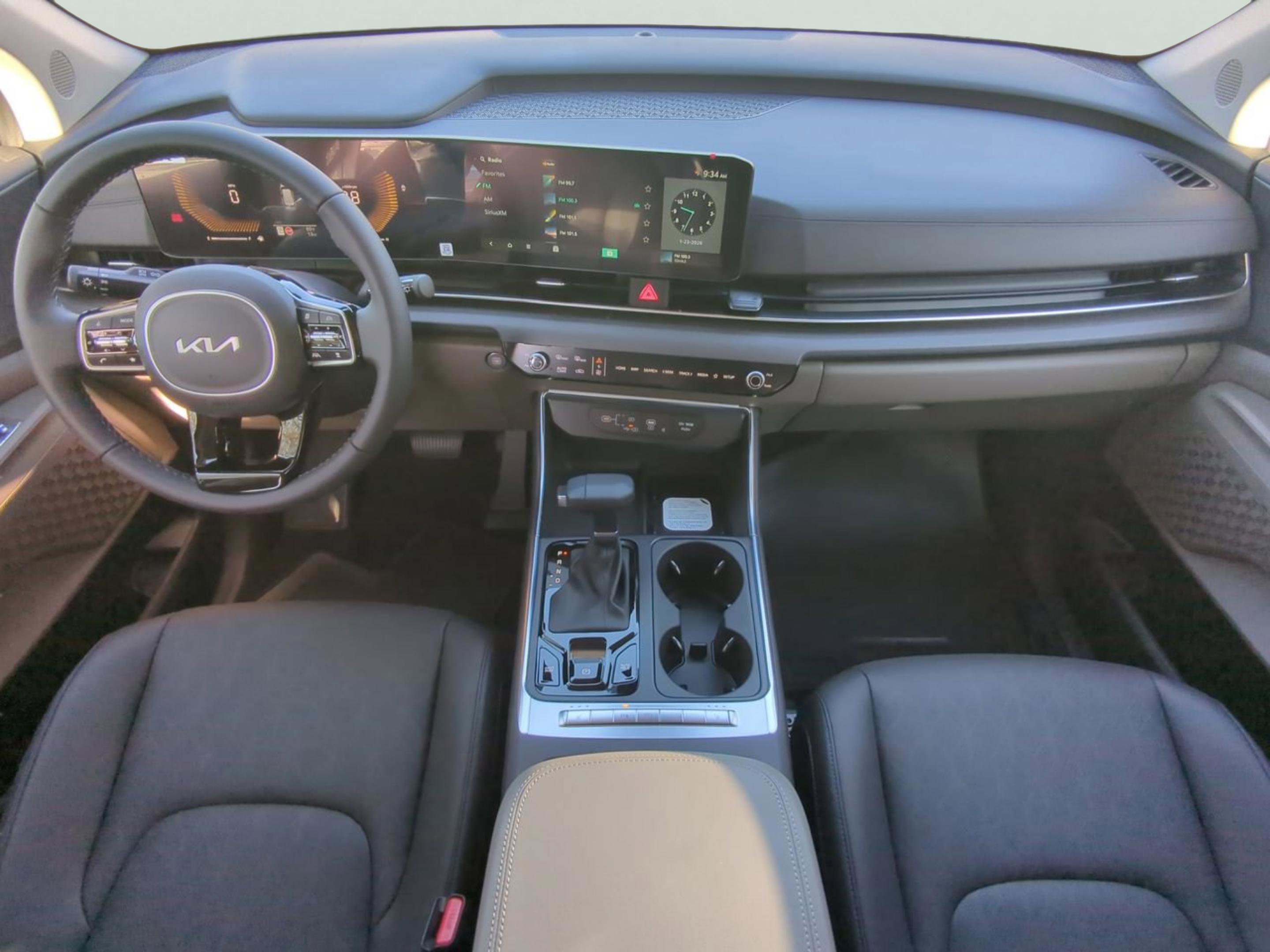 New 2026 Snow White Pearl Kia EX image 18